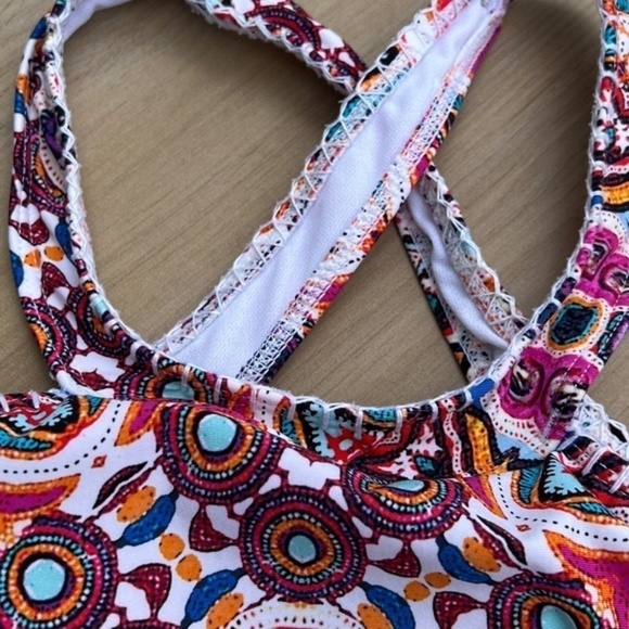 Kenneth Cole Casablanca Off The Shoulder High Neck One Piece Swimsuit Small - Picture 5 of 12